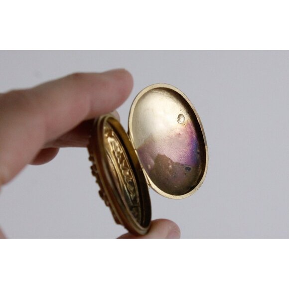 Victorian gilt stash locket Amity Eternity Infinity, antique monogram locket - Picture 8 of 10